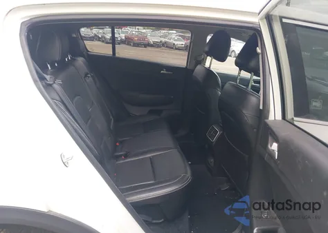 2017 Kia Sportage Lx z USA, uszkodzony, nr VIN KNDPM3AC3H7088638